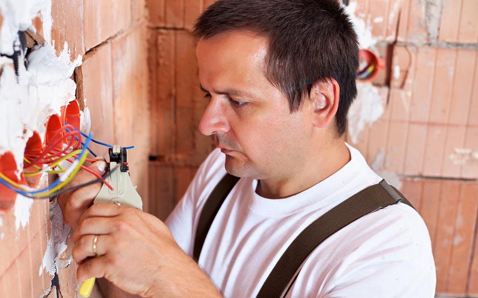 électricien de maintenance Parmain